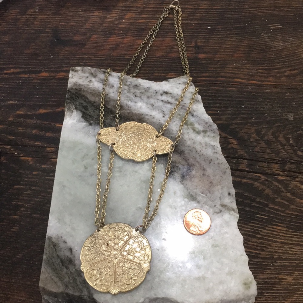 Statement necklace